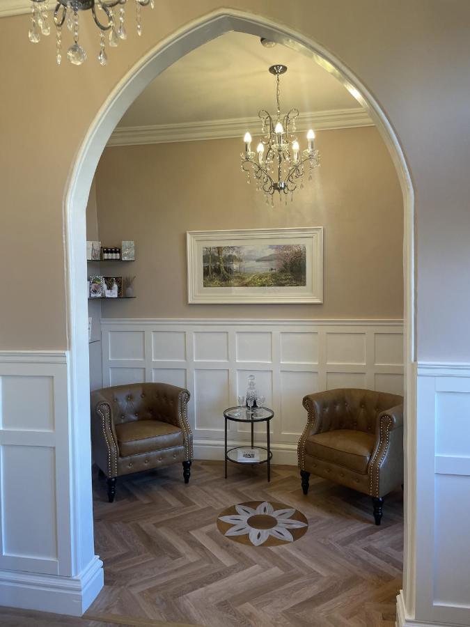 Wheatlands Lodge-Windermere - Guest House Of The Year 2024 - Adult Only - Free Car Park Buitenkant foto