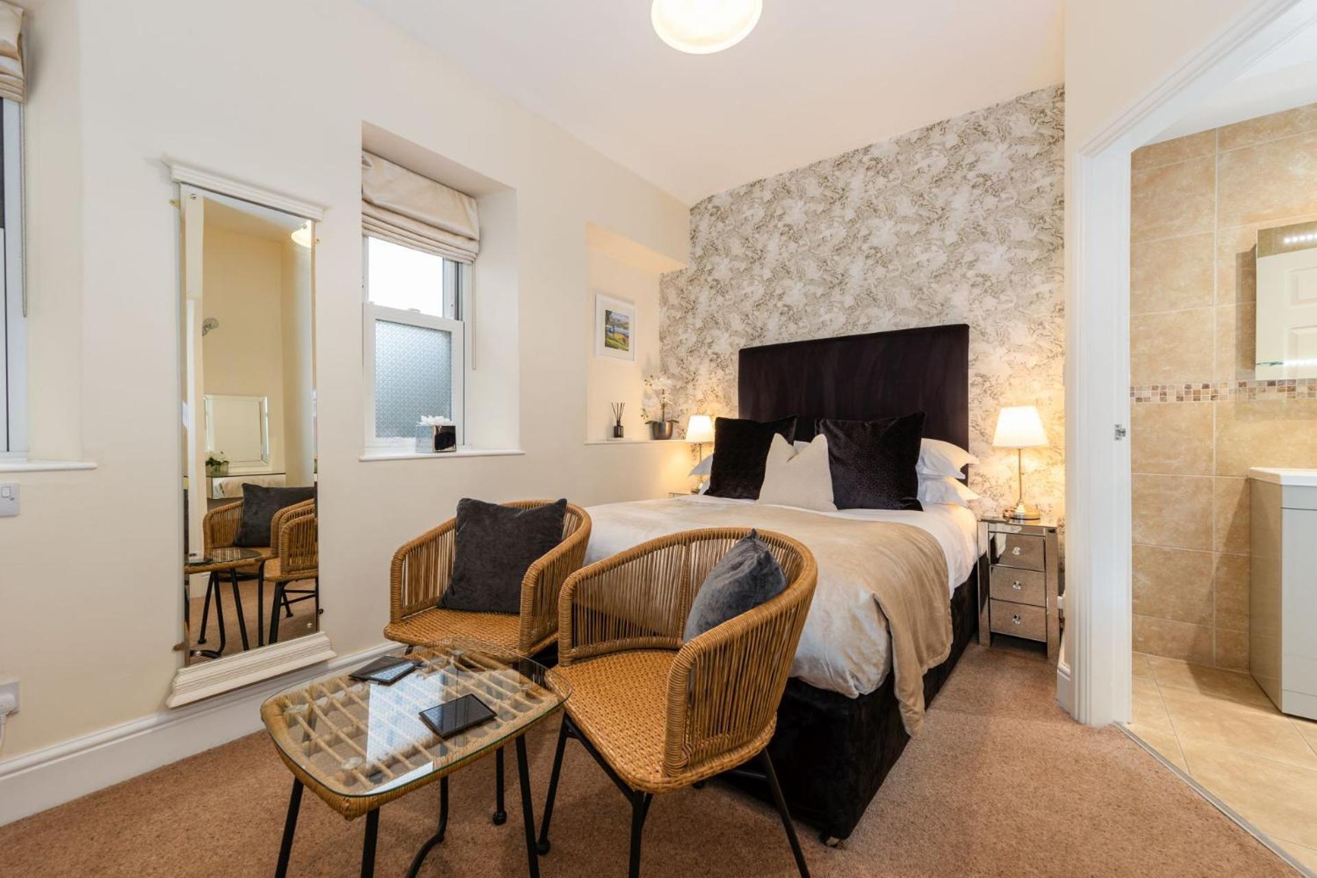 Wheatlands Lodge-Windermere - Guest House Of The Year 2024 - Adult Only - Free Car Park Buitenkant foto