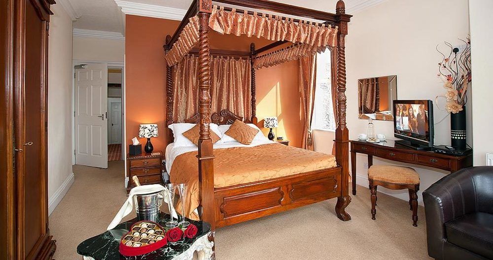 Wheatlands Lodge-Windermere - Guest House Of The Year 2024 - Adult Only - Free Car Park Buitenkant foto